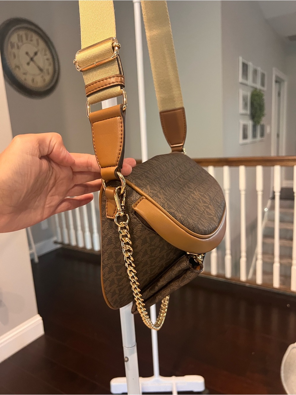Michael Kors Brown Logo Crossbody with Tan Trim and Gold Chain - Picture 3 of 12